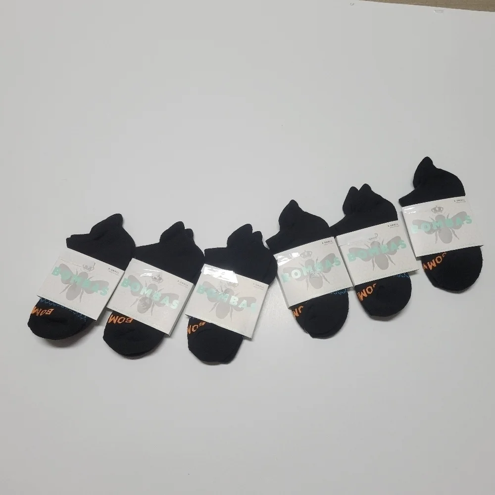 Bombas NWT Black Ancke socks 6 pairs.